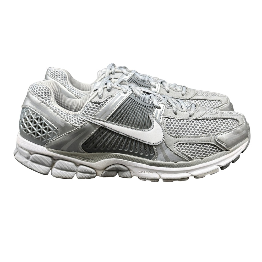 Size 10- Nike Zoom Vomero 5 Photon Dust Metallic Silver BV1358-002